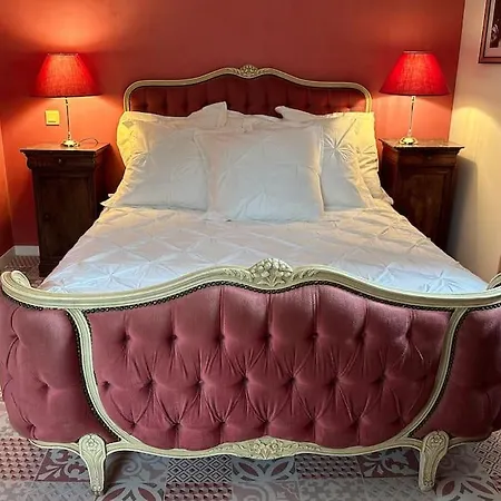 Chateau Le Bas Bleu, Maison D'hotes L'independance : 12p Holiday home Quesnoy-le-Montant