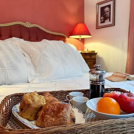 Chateau Le Bas Bleu, Maison D'hotes L'independance : 12p * Quesnoy-le-Montant