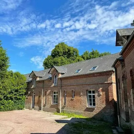Chateau Le Bas Bleu, Maison D'hotes L'independance : 12p *